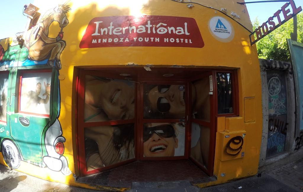 Hostel Internacional Mendoza Esterno foto