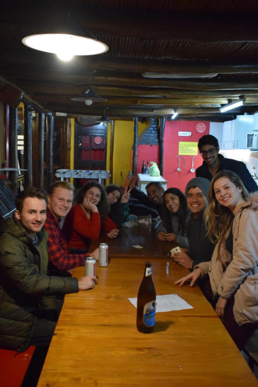 Hostel Internacional Mendoza Esterno foto